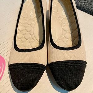 Vivaia Square-Toe Chunky Heels (Melody Pro) 7-7.5